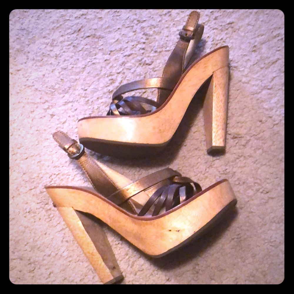 MIcheal Kors sexy platform sandals